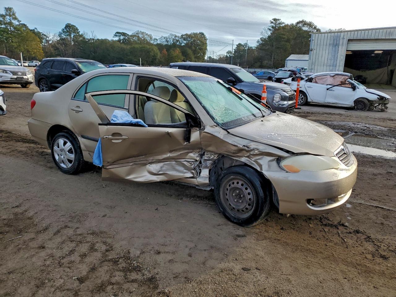2005 TOYOTA COROLLA CE photo 4