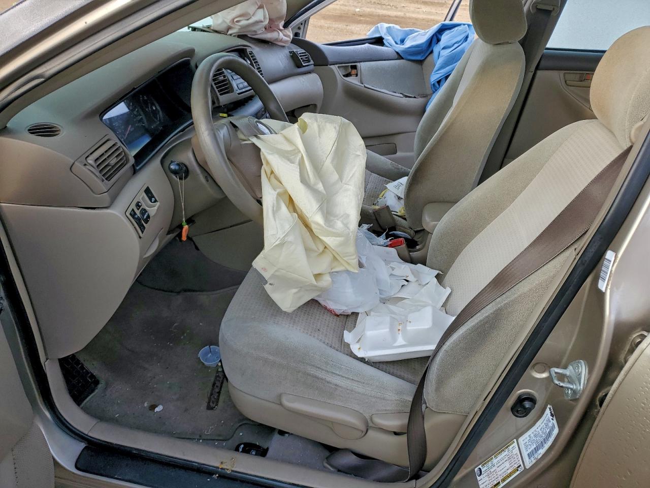 2005 TOYOTA COROLLA CE photo 7