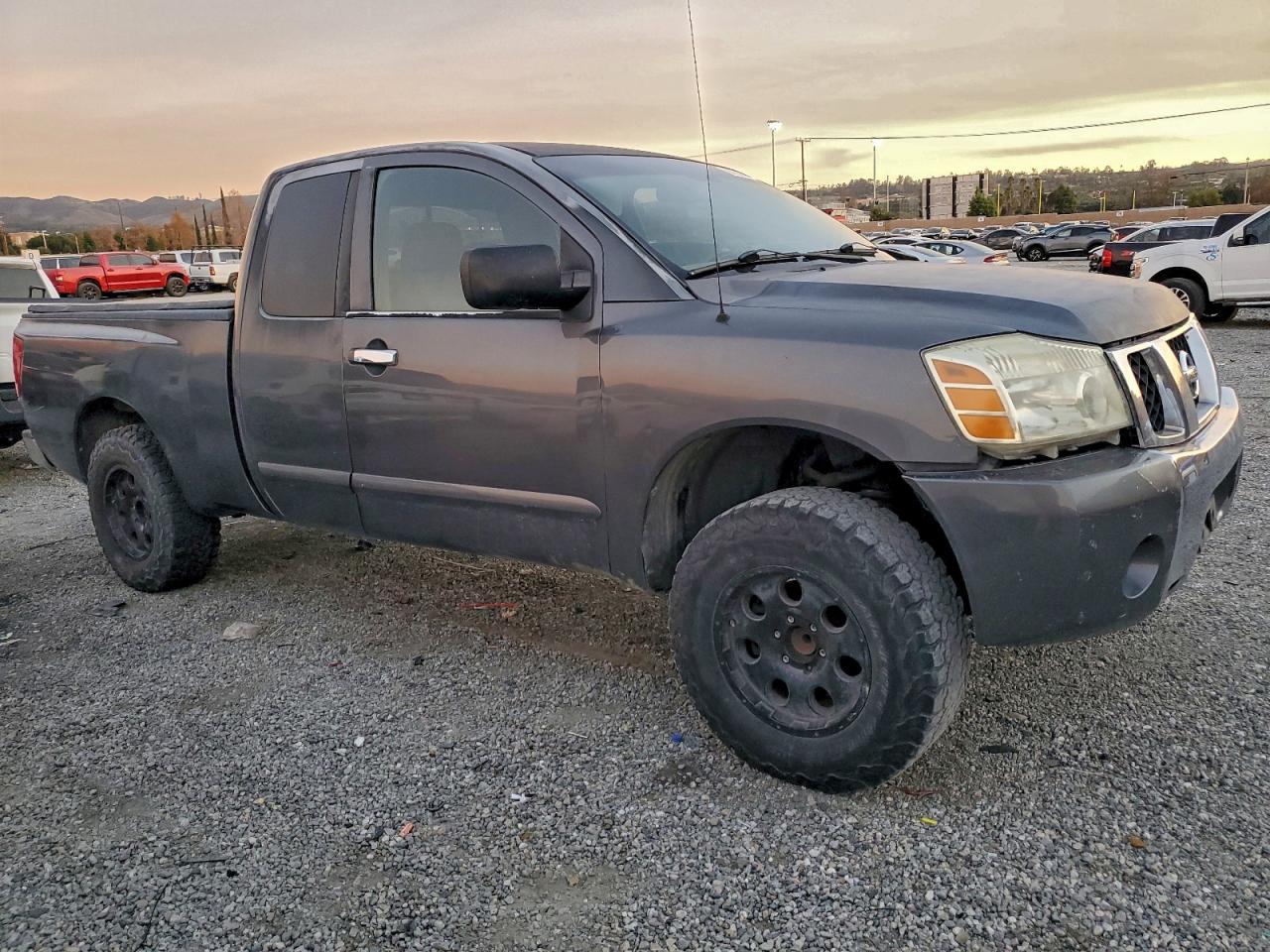 2006 NISSAN TITAN XE photo 4
