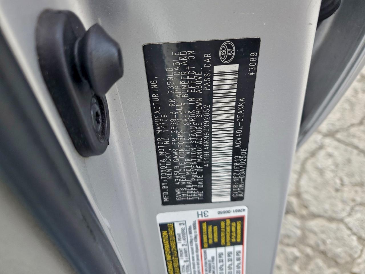 2009 TOYOTA CAMRY BASE photo 12
