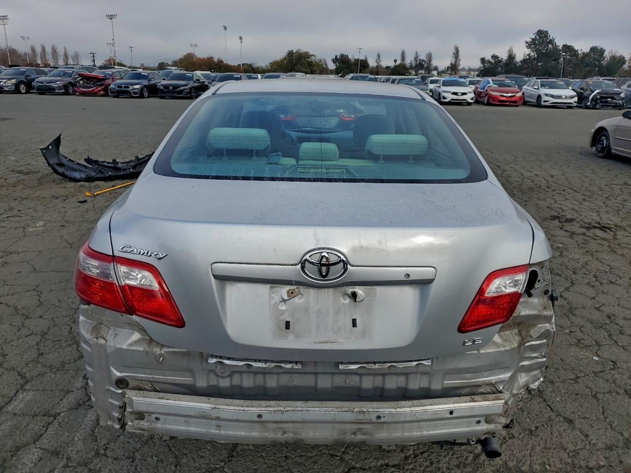 2009 TOYOTA CAMRY BASE photo 6