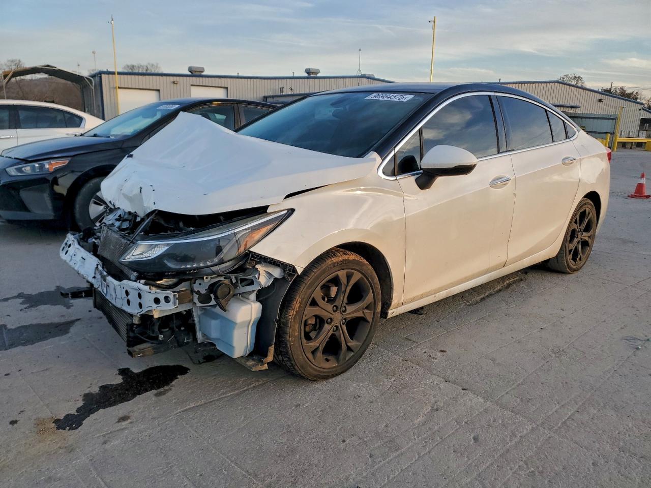 2017 CHEVROLET CRUZE PREMIER — FRONT END damage — photo 1