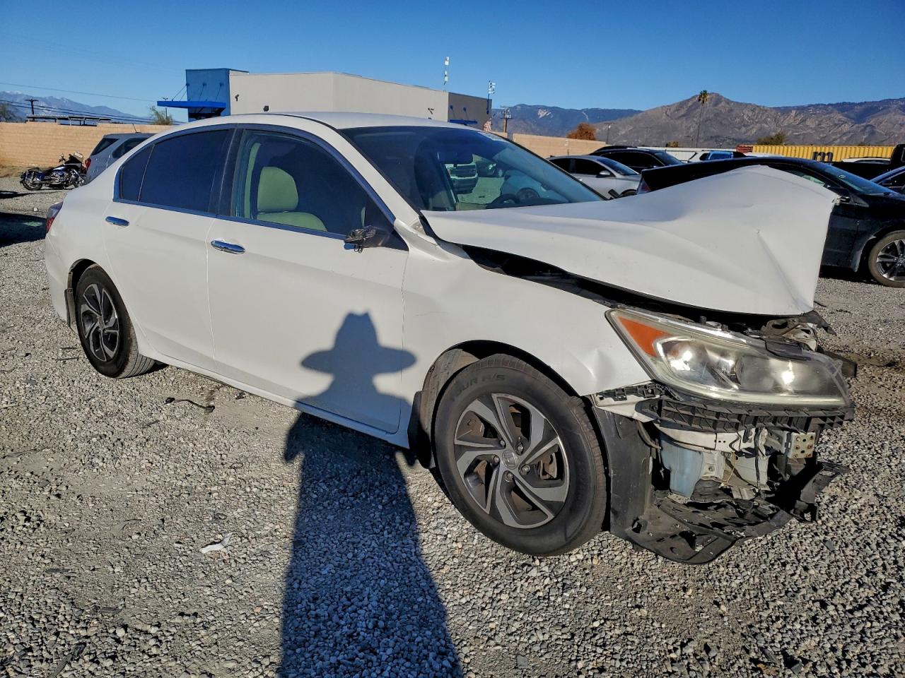 2017 HONDA ACCORD LX photo 4