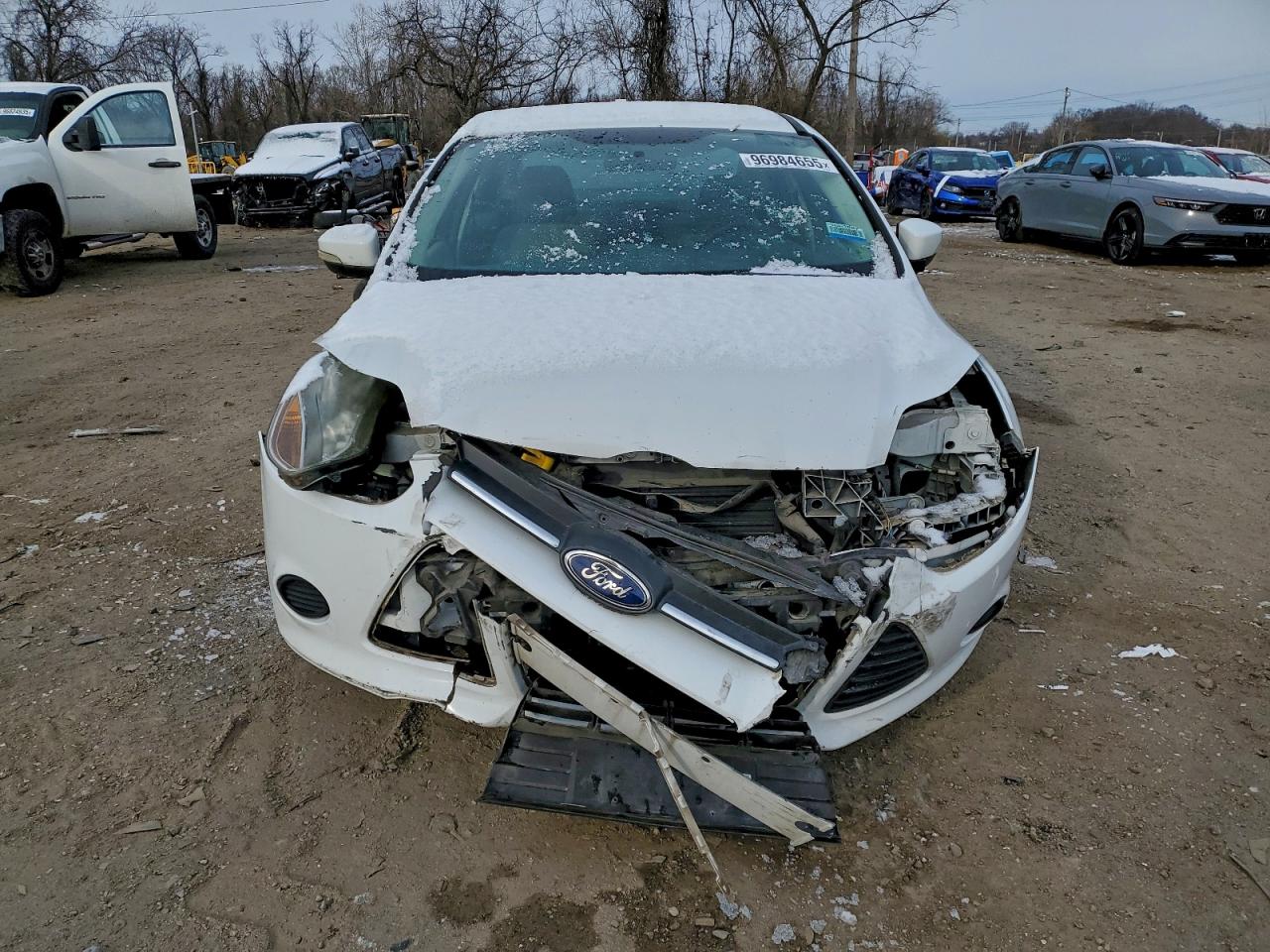 2014 FORD FOCUS SE photo 5