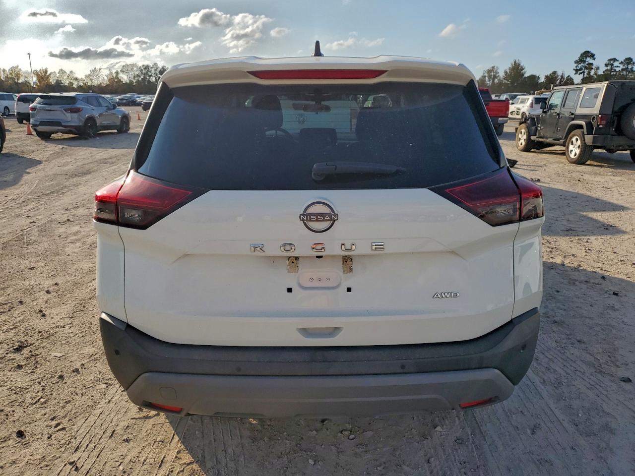 2023 NISSAN ROGUE S photo 11