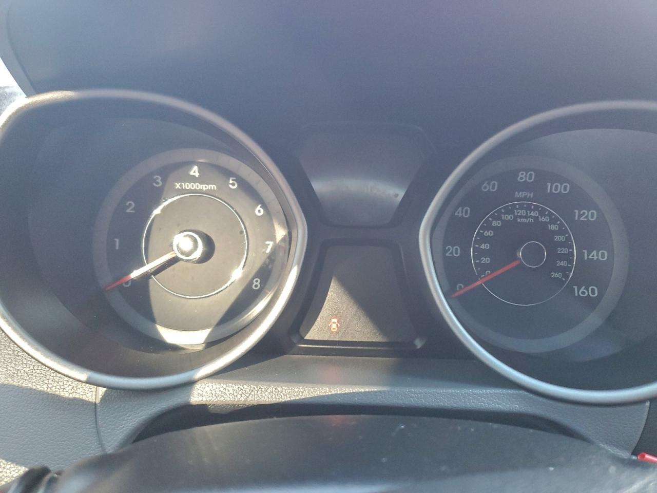 2015 HYUNDAI ELANTRA SE photo 25