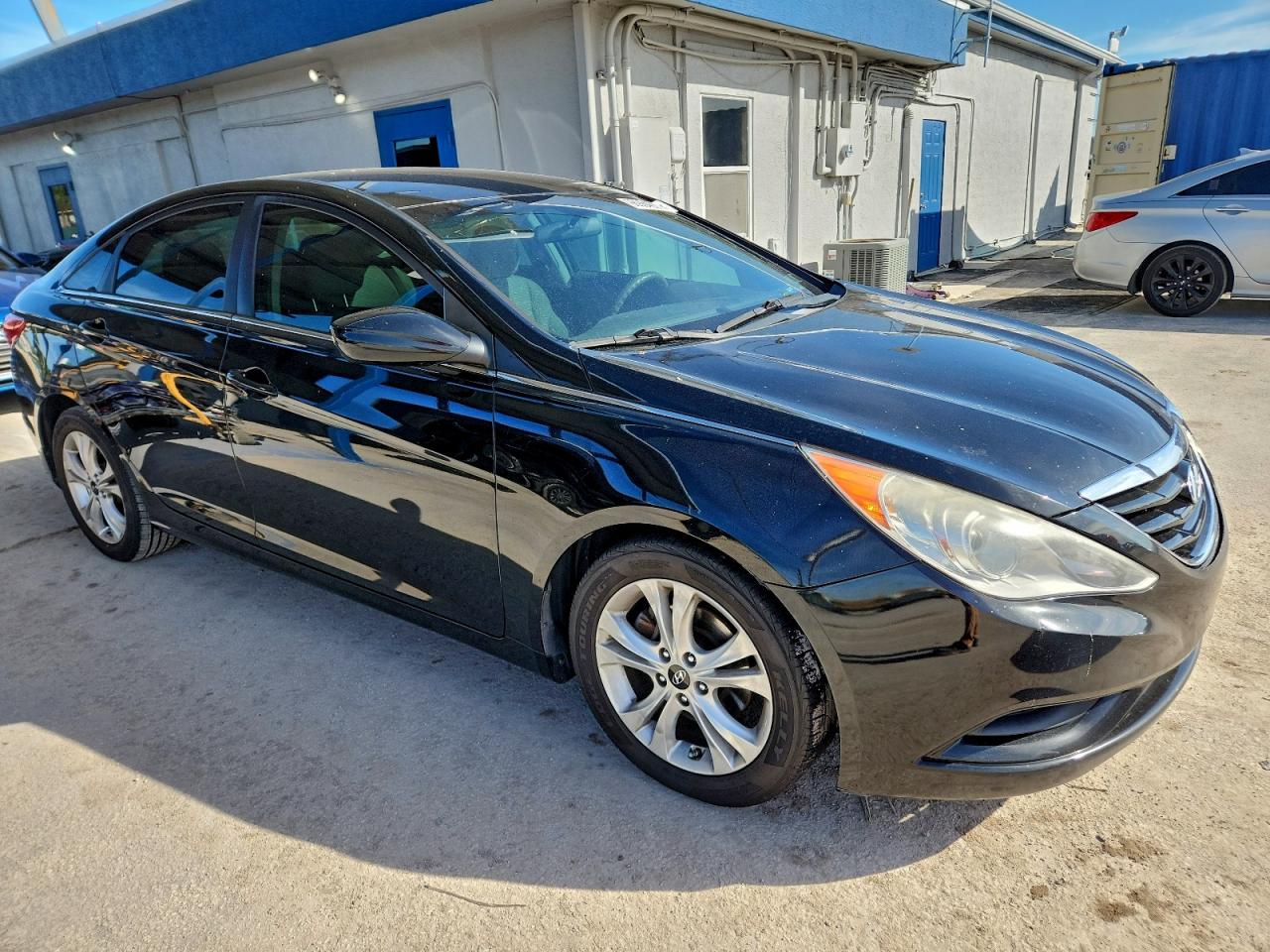 2011 HYUNDAI SONATA GLS photo 4