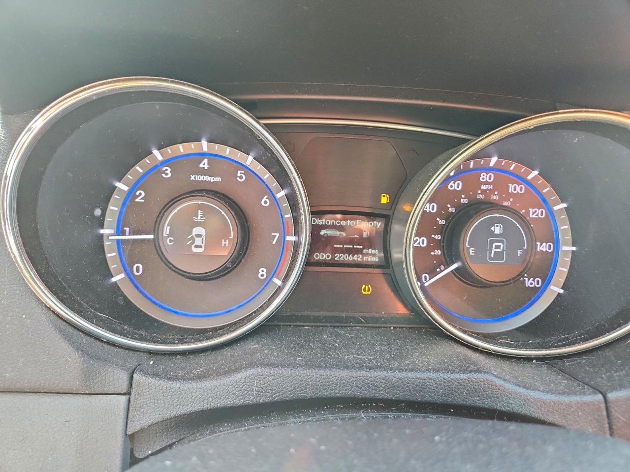 2011 HYUNDAI SONATA GLS photo 9