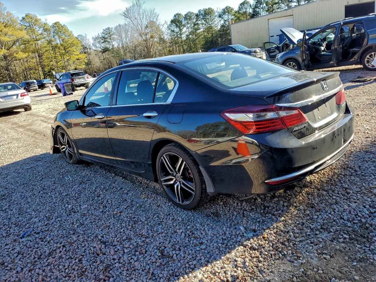 2016 HONDA ACCORD SPORT photo 3