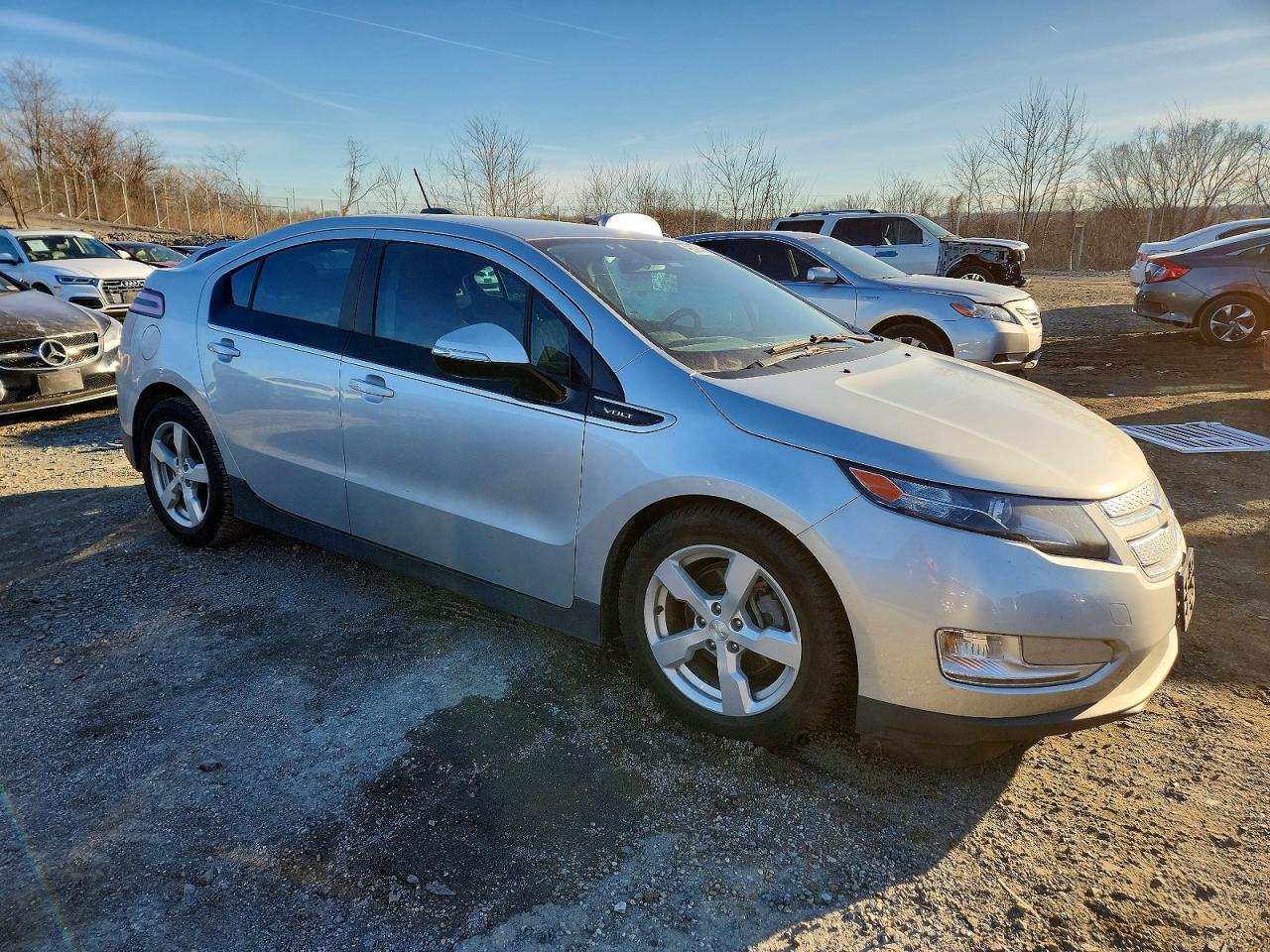 2015 CHEVROLET VOLT photo 4