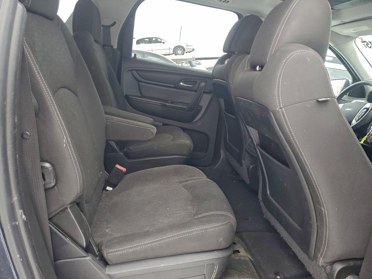 2016 GMC ACADIA SLE photo 11