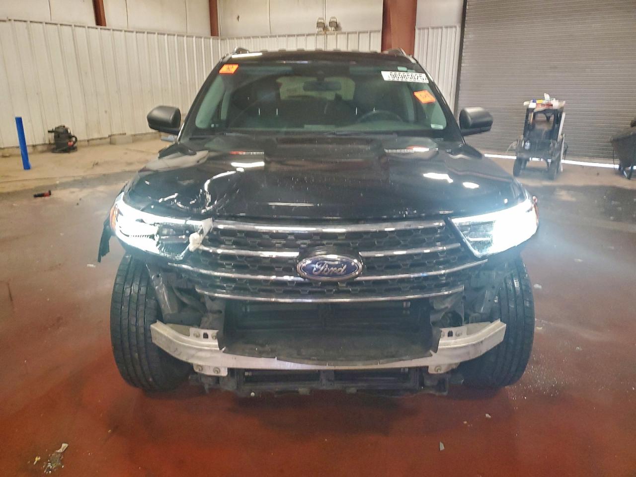 2021 FORD EXPLORER XLT photo 5