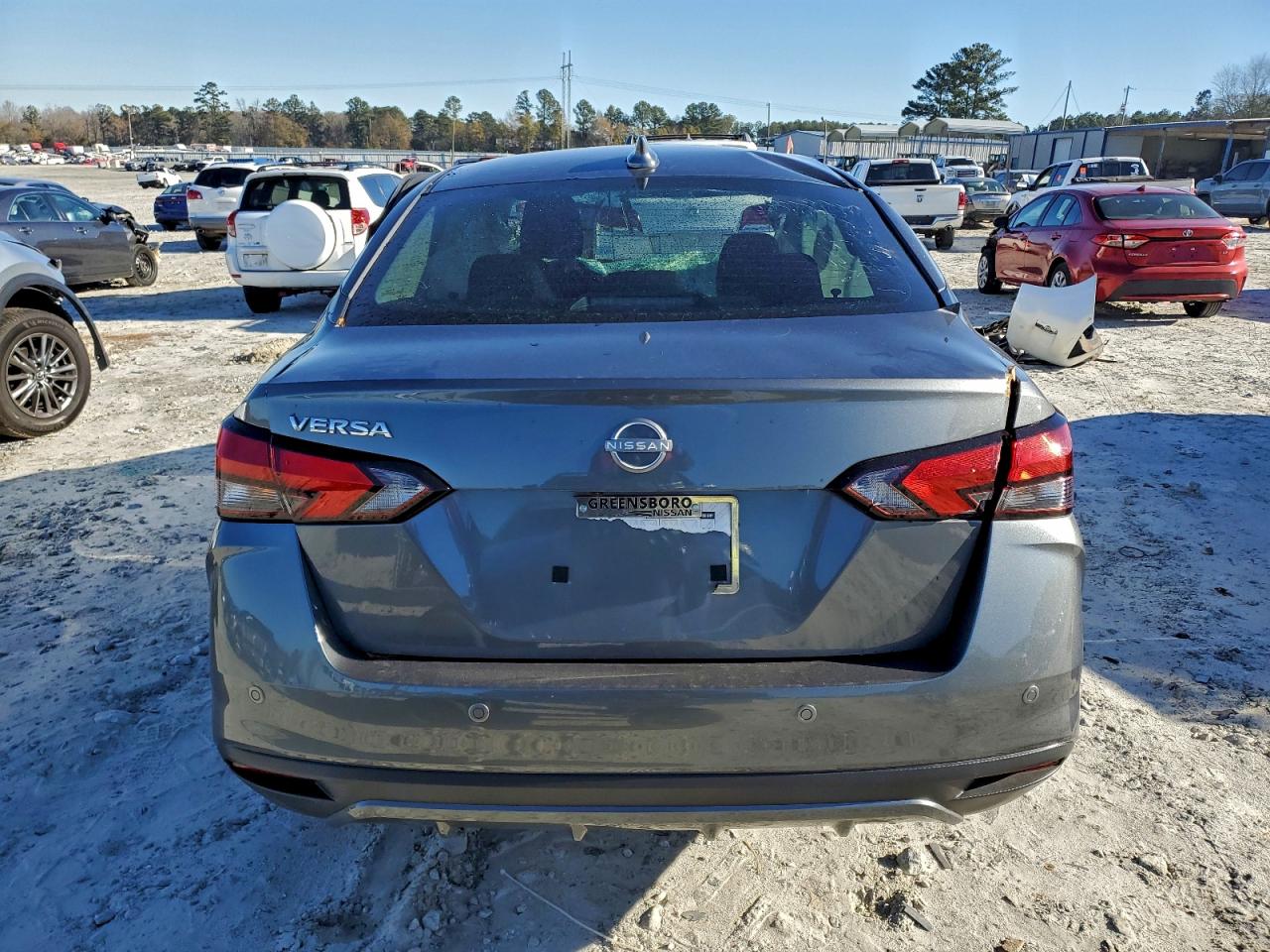 2025 NISSAN VERSA SV photo 6
