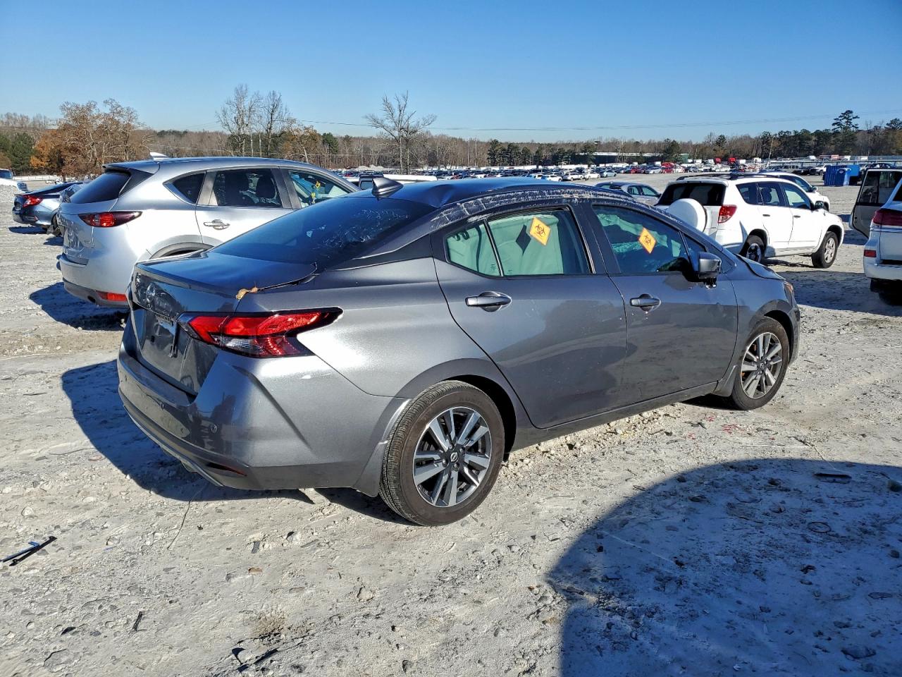 2025 NISSAN VERSA SV photo 3