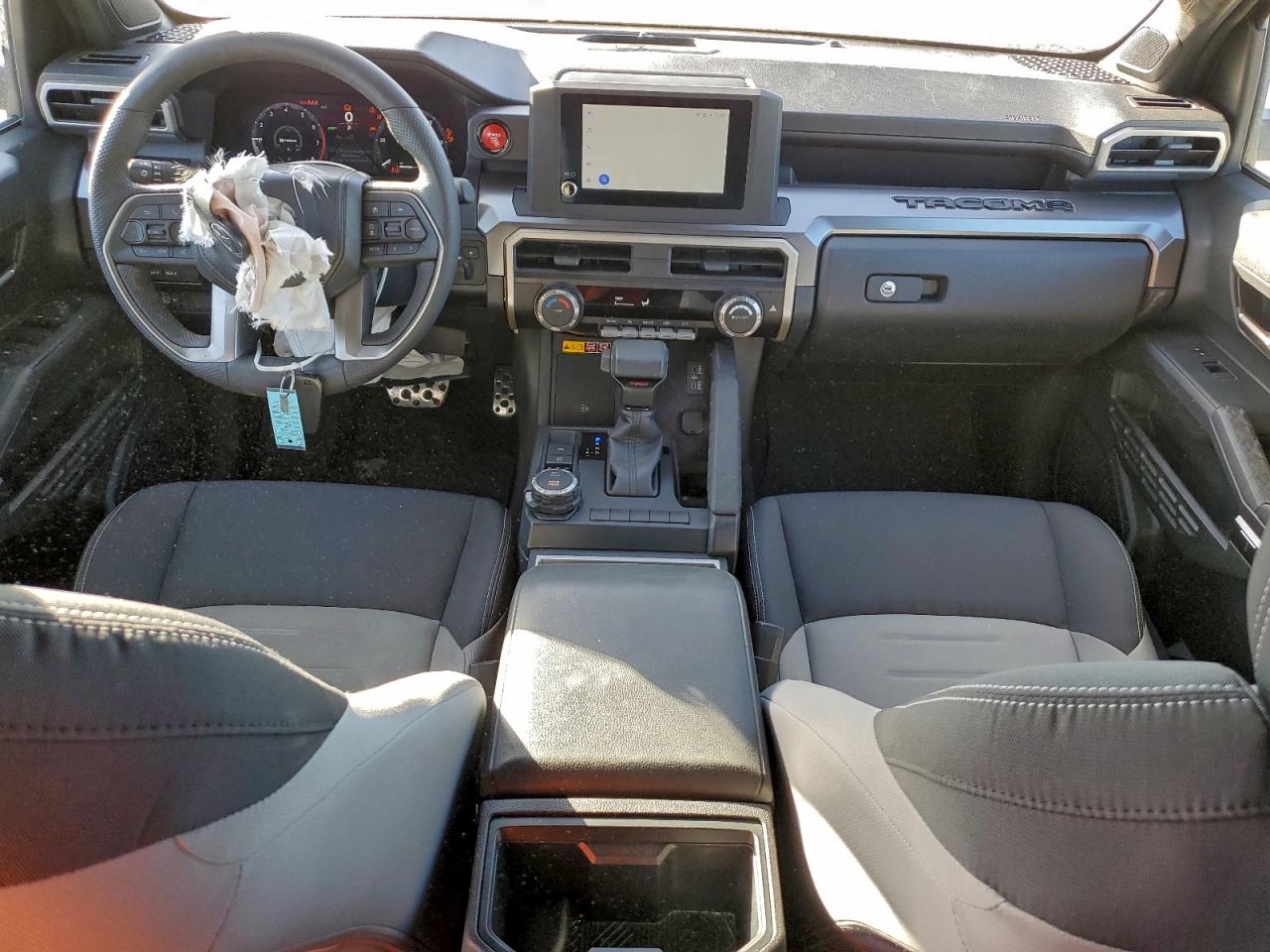 2024 TOYOTA TACOMA DOUBLE CAB photo 8