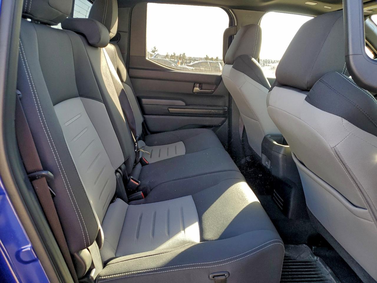 2024 TOYOTA TACOMA DOUBLE CAB photo 10