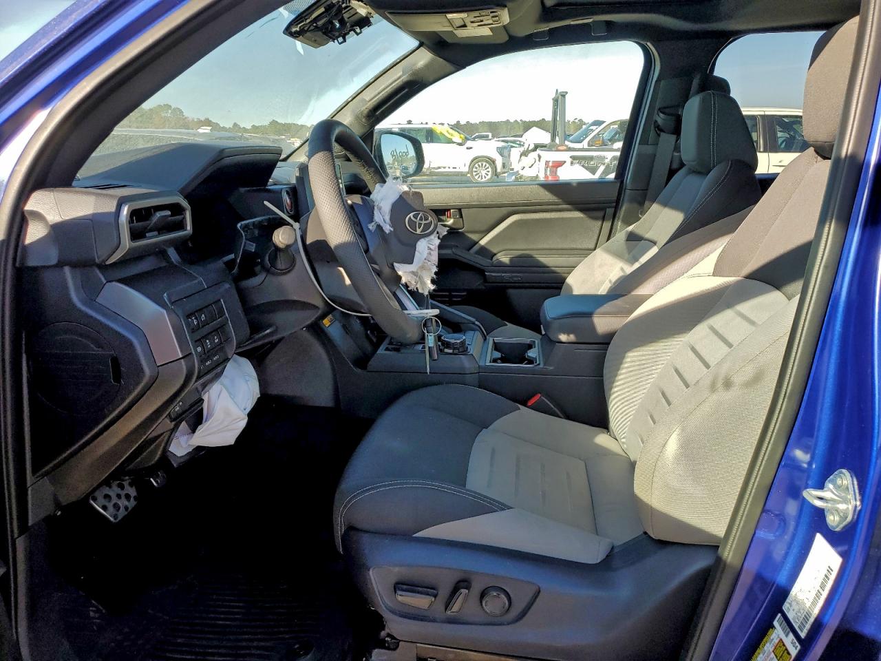 2024 TOYOTA TACOMA DOUBLE CAB photo 7