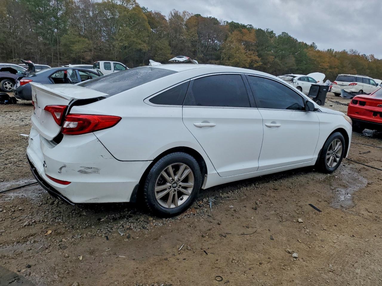 2015 HYUNDAI SONATA SE photo 5
