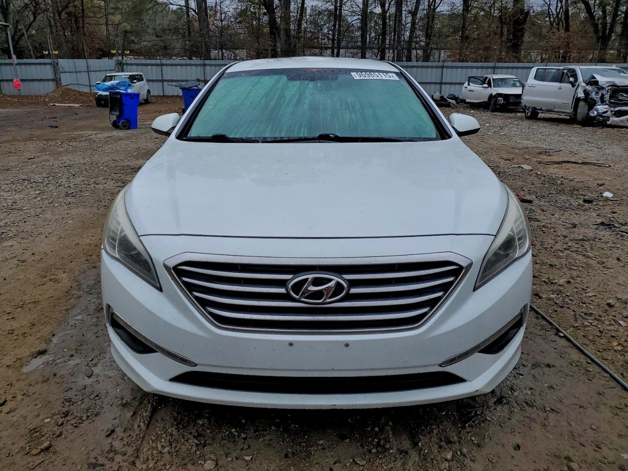 2015 HYUNDAI SONATA SE photo 9