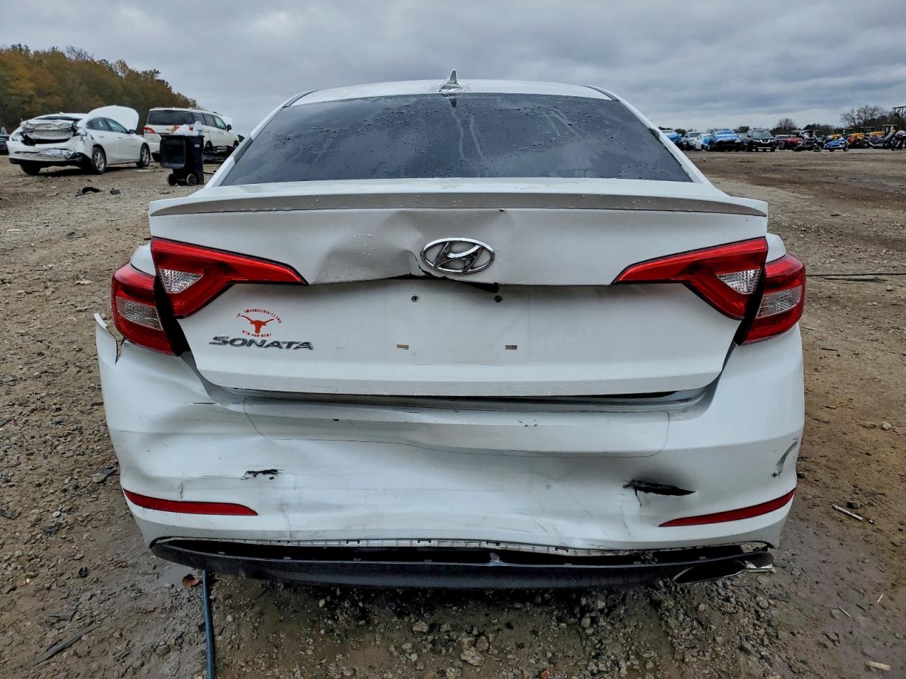 2015 HYUNDAI SONATA SE photo 11