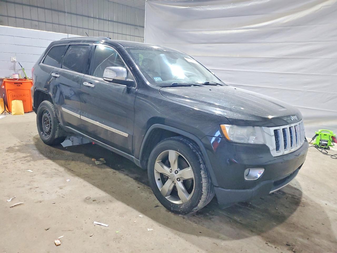 2012 JEEP GRAND CHEROKEE OVERLAND photo 7