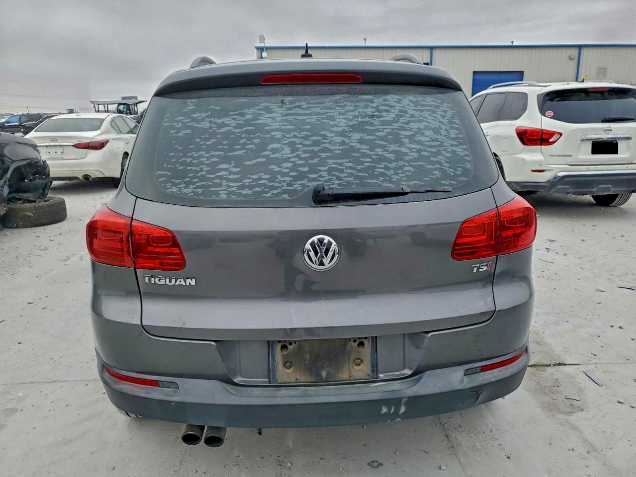 2016 VOLKSWAGEN TIGUAN S photo 21