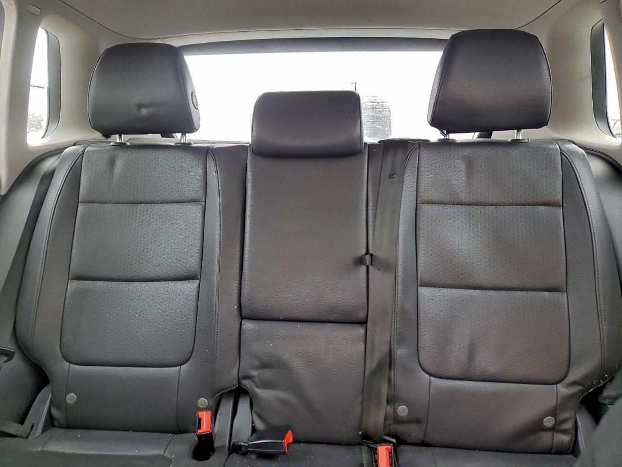 2016 VOLKSWAGEN TIGUAN S photo 37