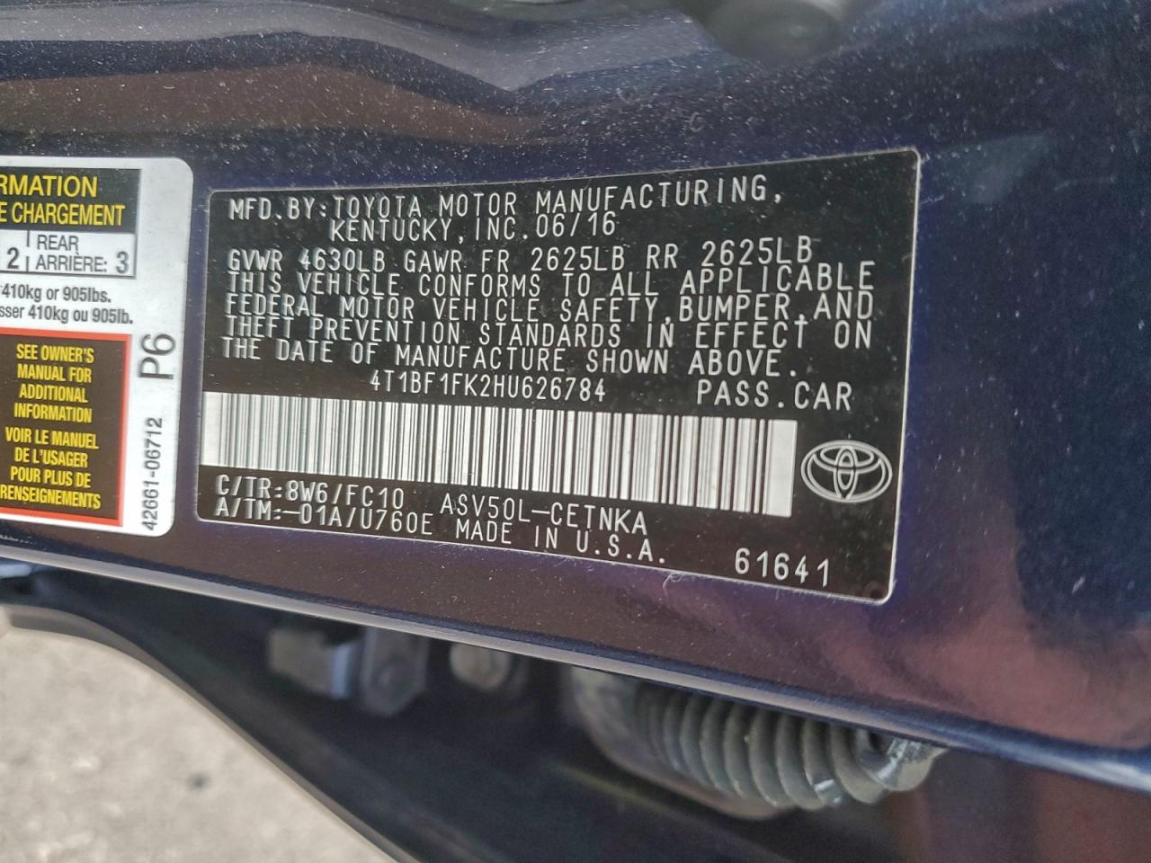2017 TOYOTA CAMRY LE photo 12