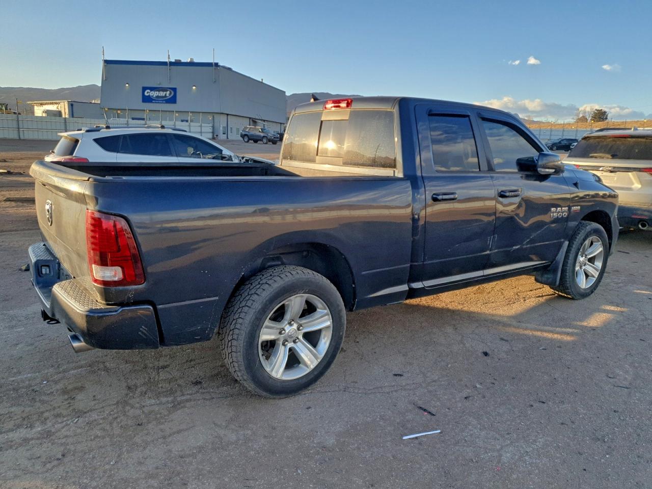 2015 RAM 1500 SPORT photo 3