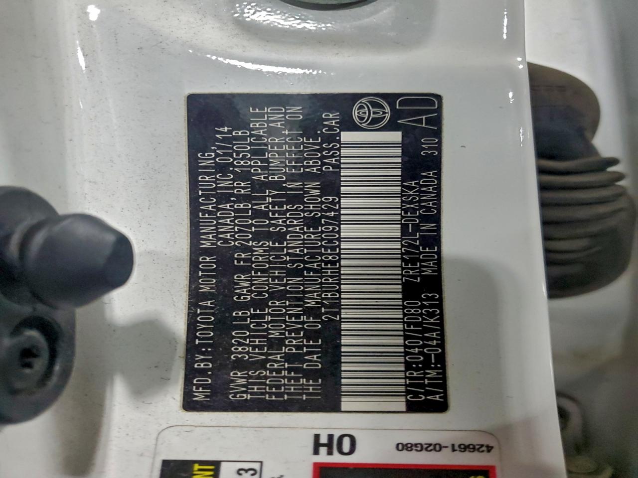 2014 TOYOTA COROLLA L photo 12