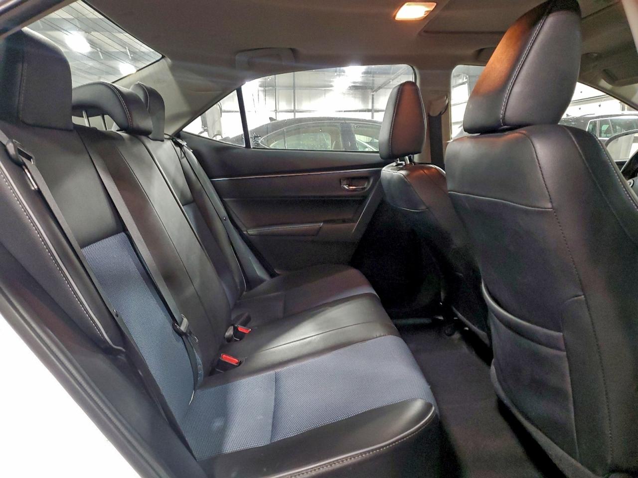 2014 TOYOTA COROLLA L photo 10