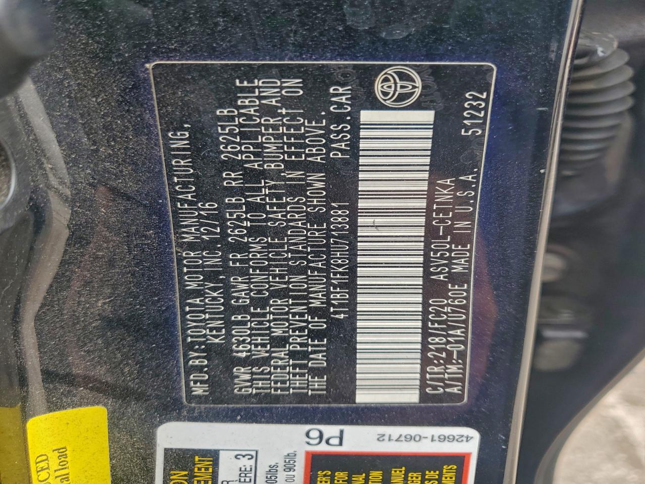 2017 TOYOTA CAMRY LE photo 25