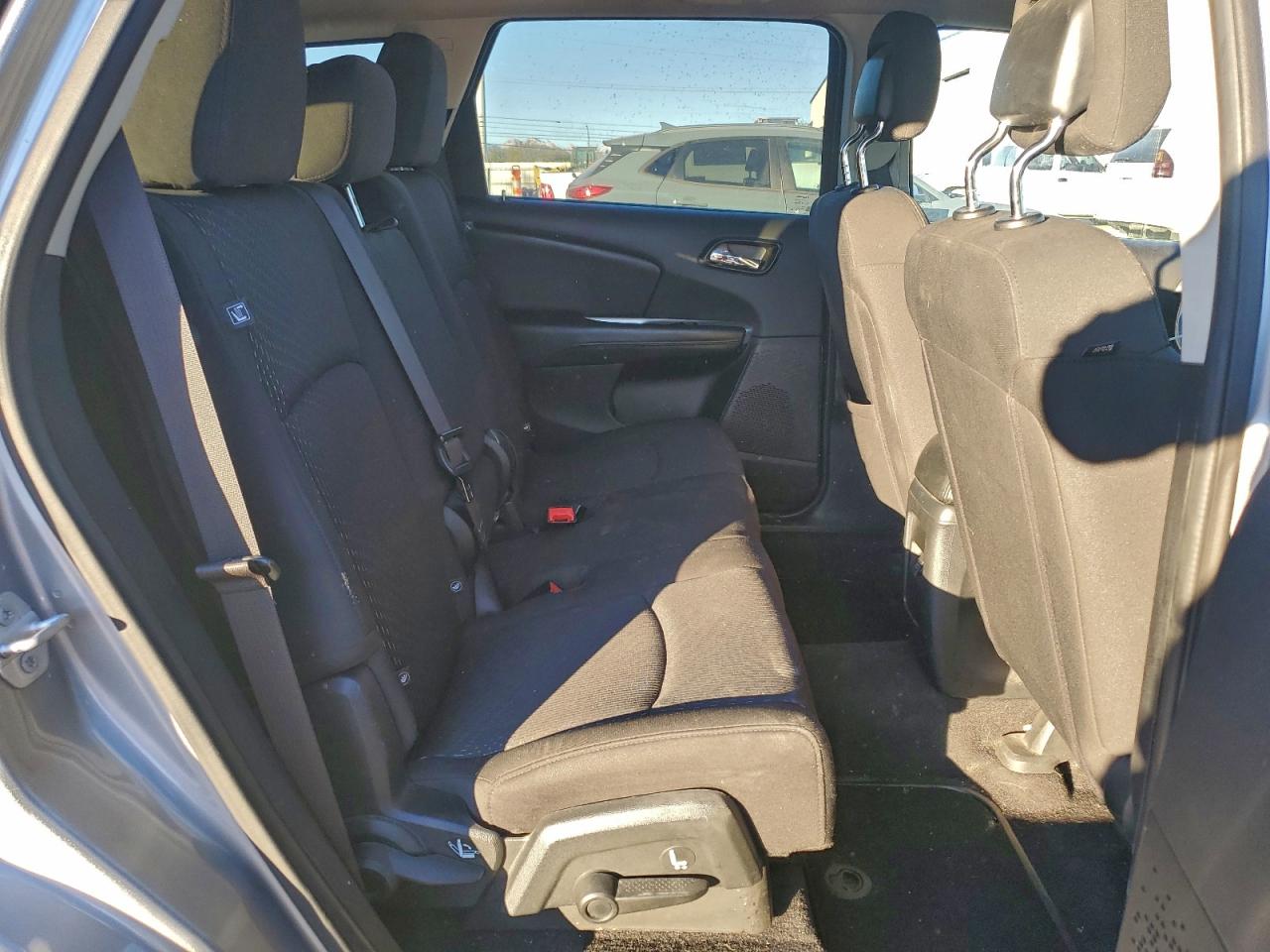 2018 DODGE JOURNEY SE photo 31