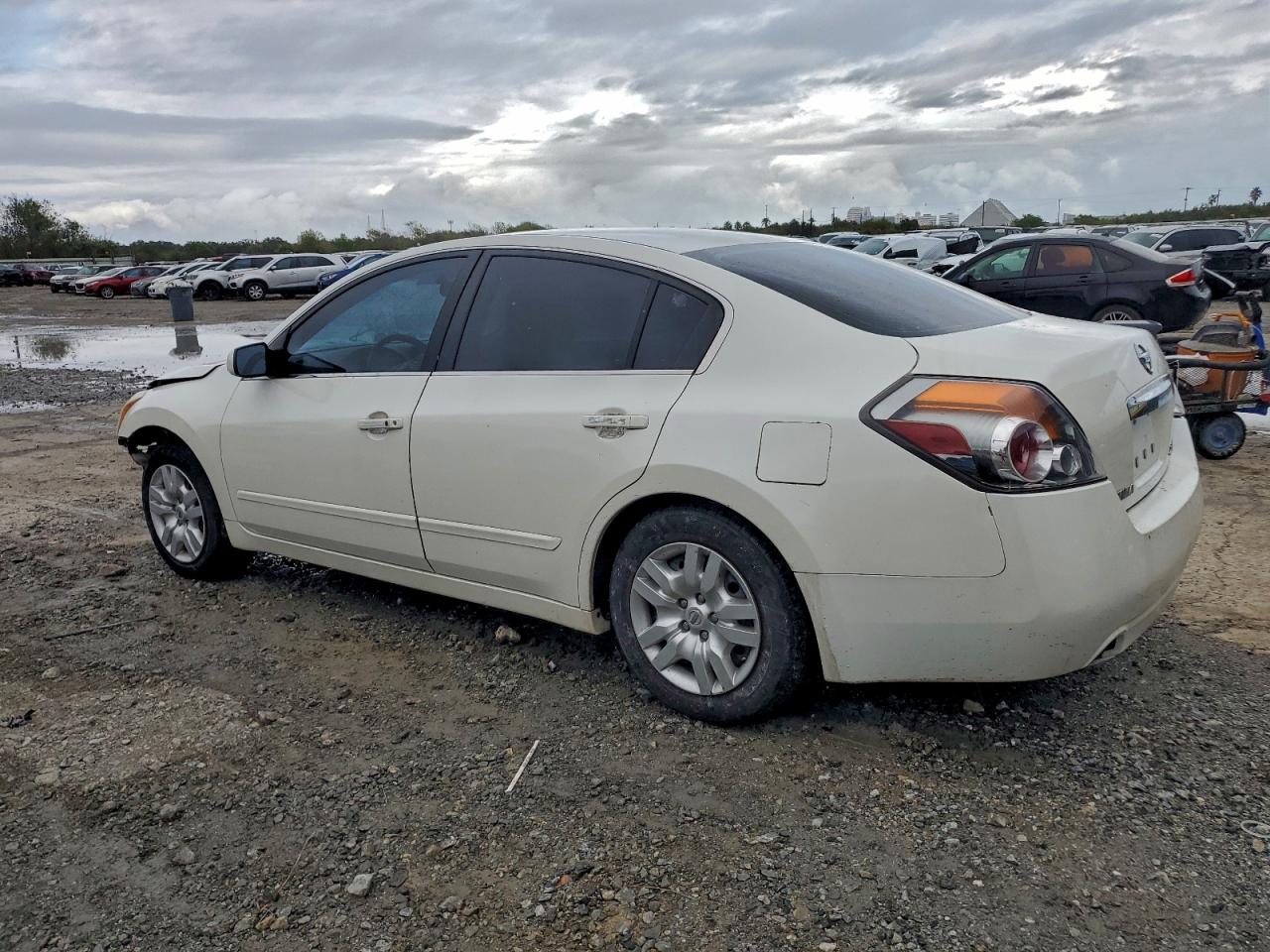 2012 NISSAN ALTIMA BASE photo 2