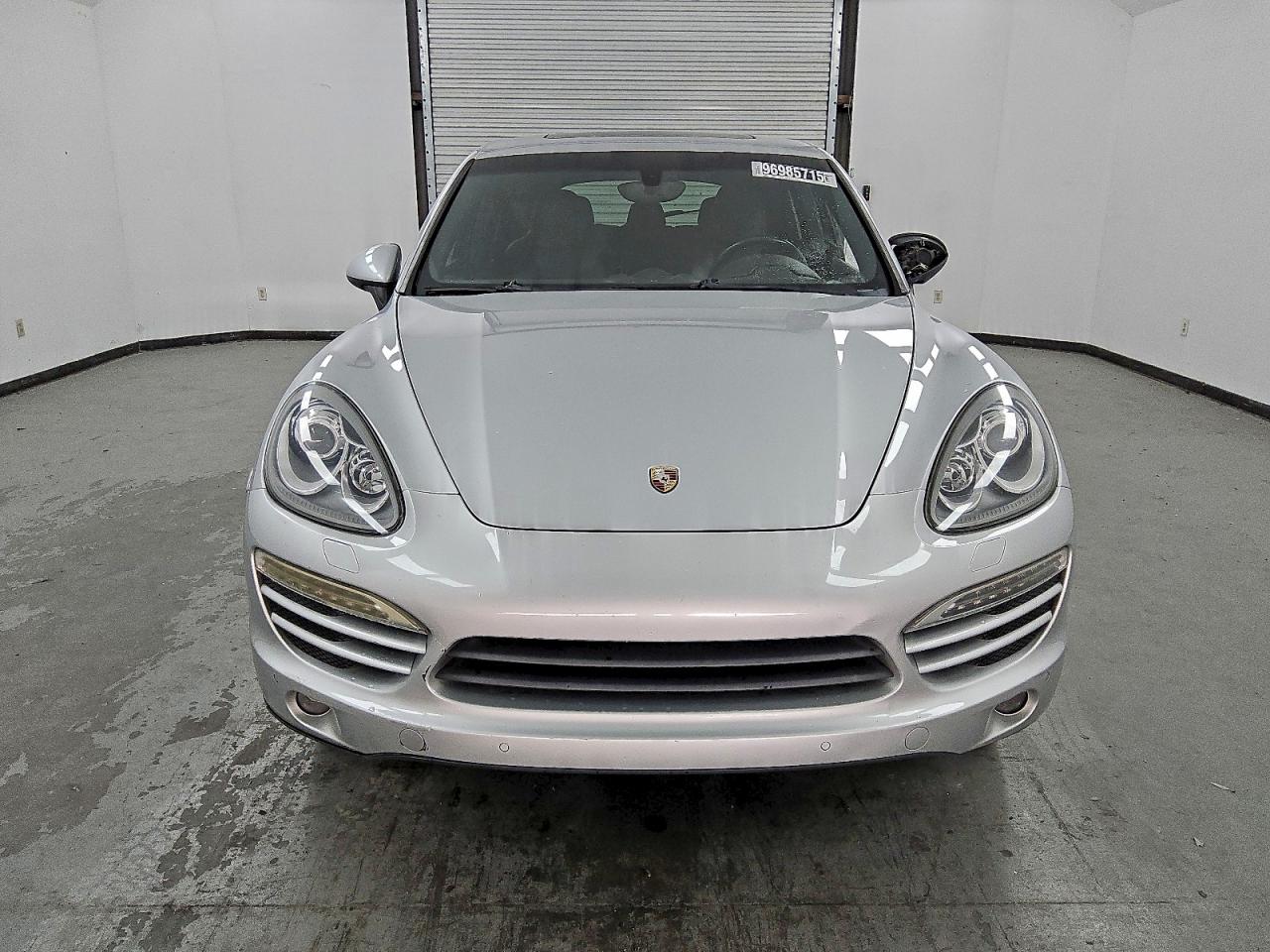 2013 PORSCHE CAYENNE photo 9