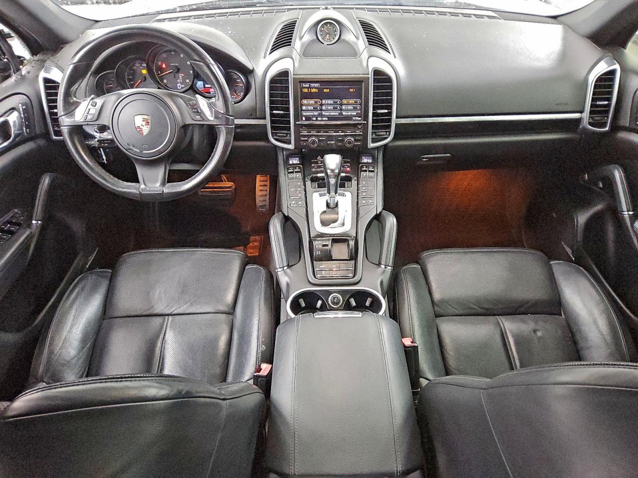 2013 PORSCHE CAYENNE photo 15