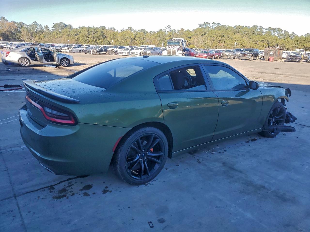 2018 DODGE CHARGER SXT photo 3