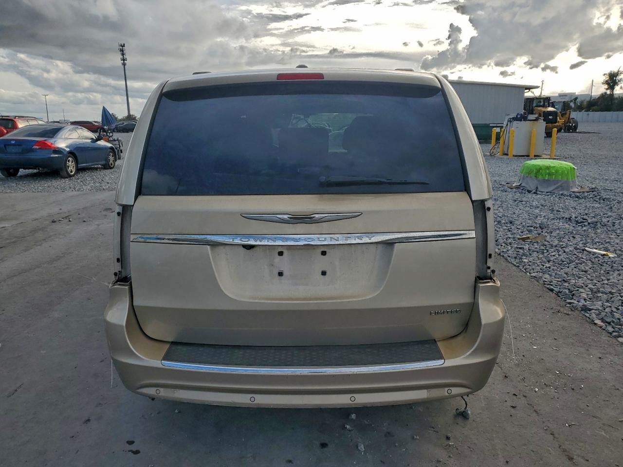 2013 CHRYSLER TOWN & COUNTRY LIMITED photo 16