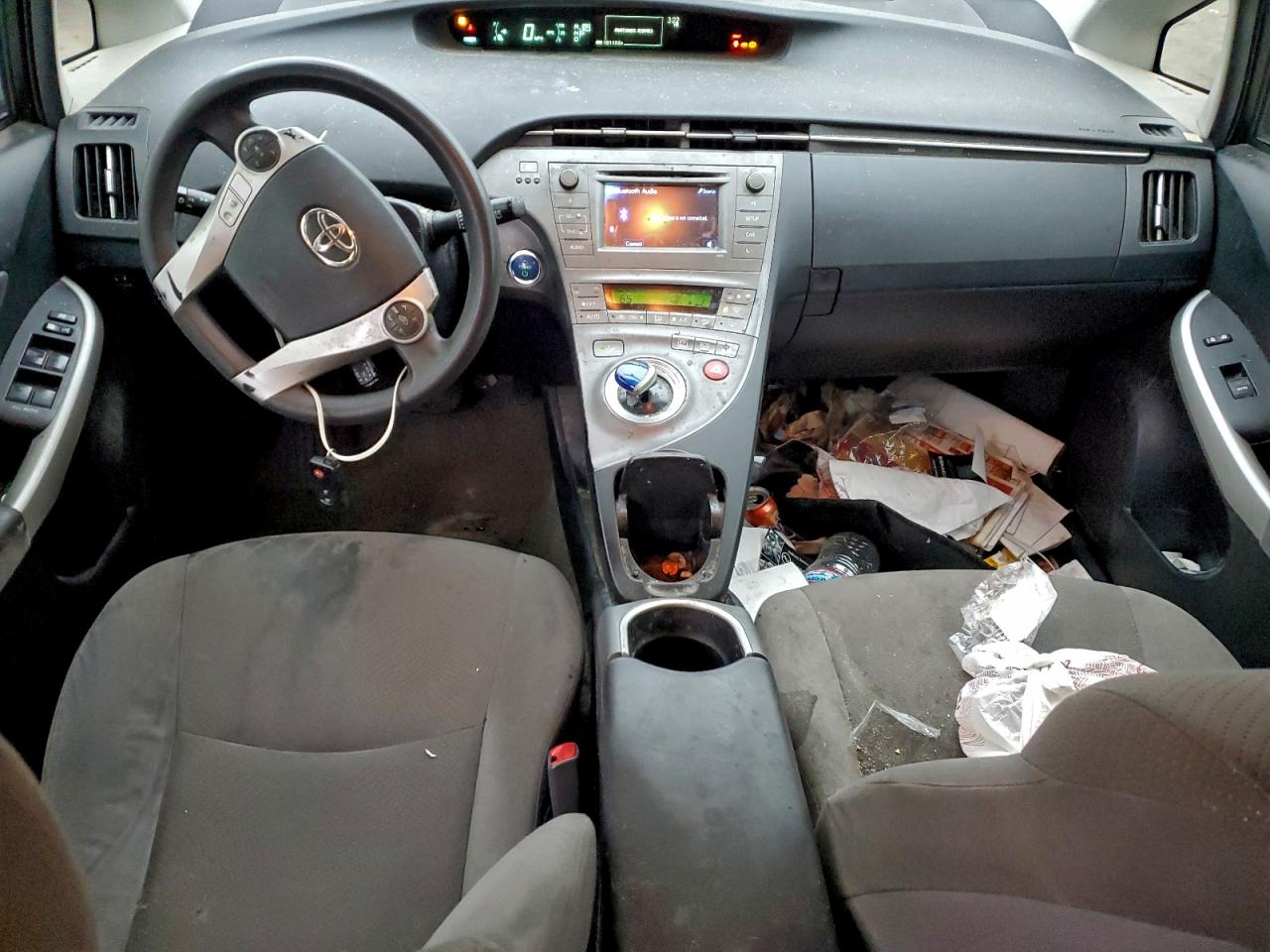 2013 TOYOTA PRIUS photo 15