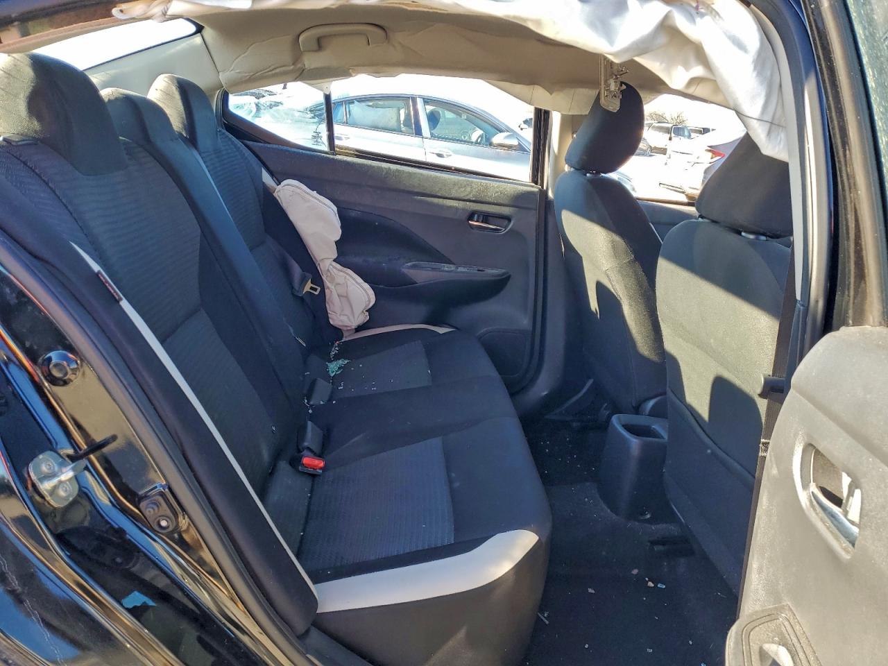 2021 NISSAN VERSA SV photo 19
