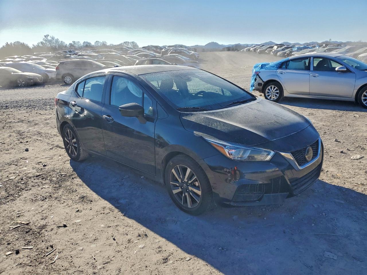 2021 NISSAN VERSA SV photo 7