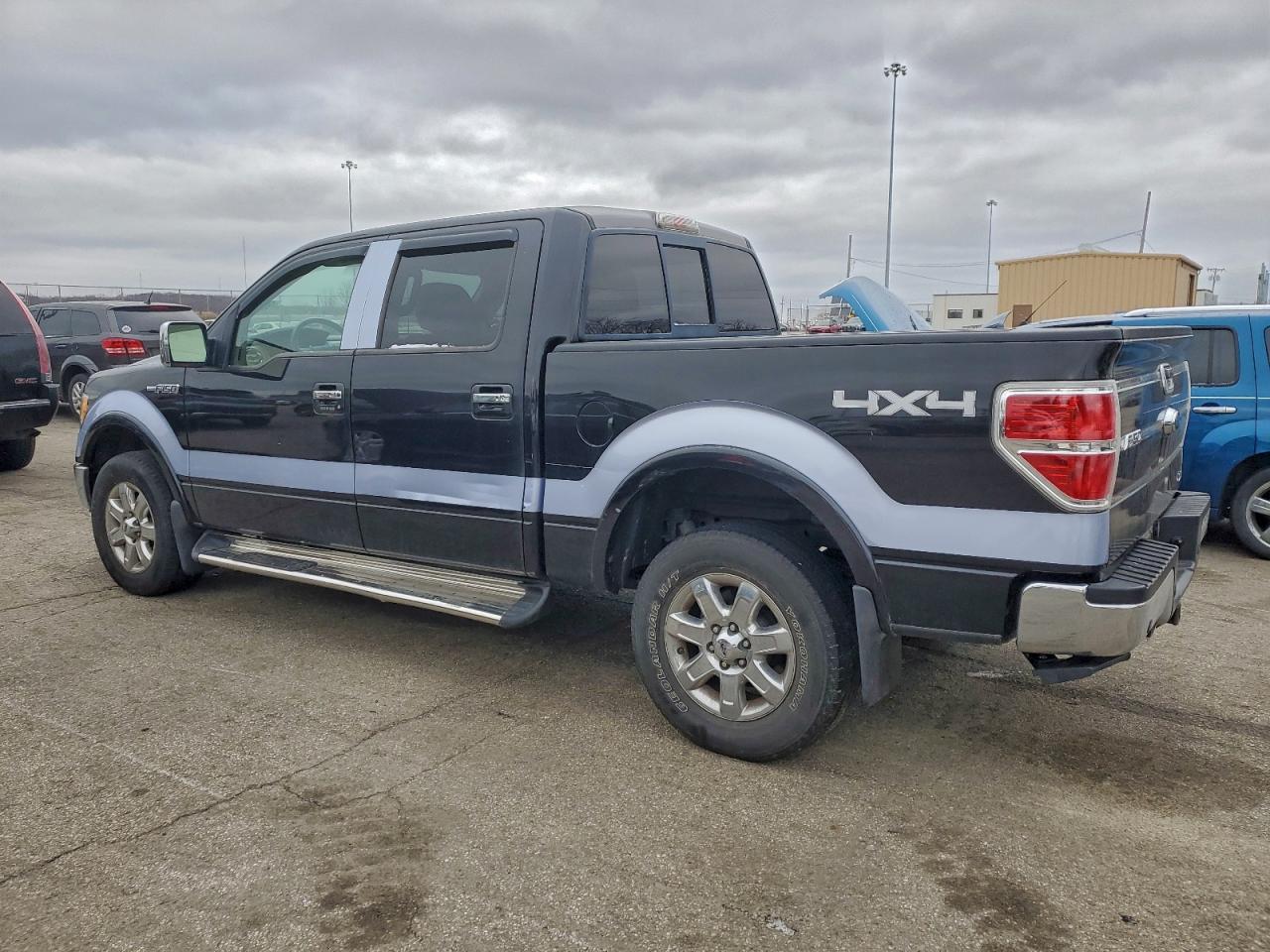 2010 FORD F150 SUPERCREW photo 2