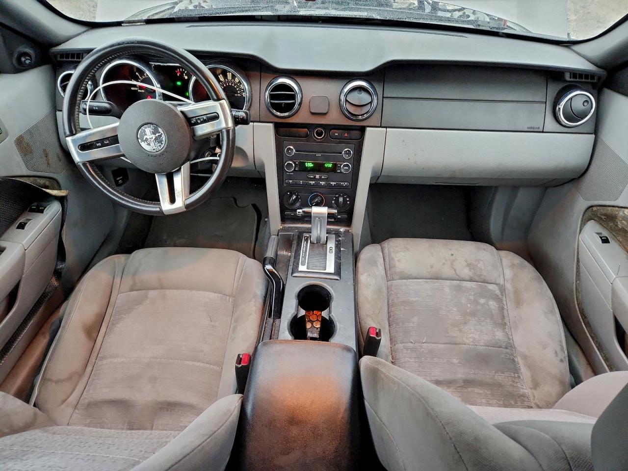 2008 FORD MUSTANG photo 8
