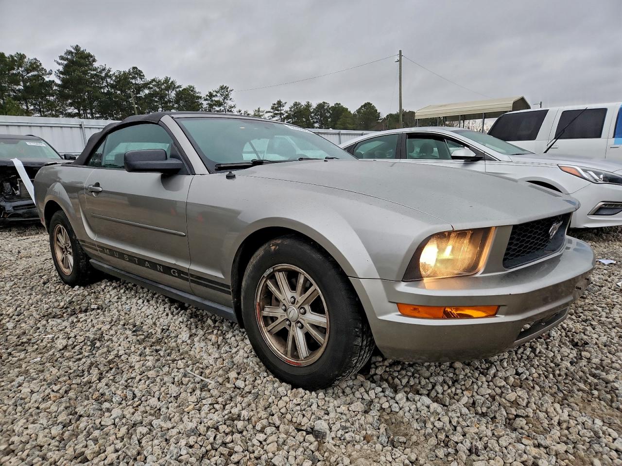 2008 FORD MUSTANG photo 4