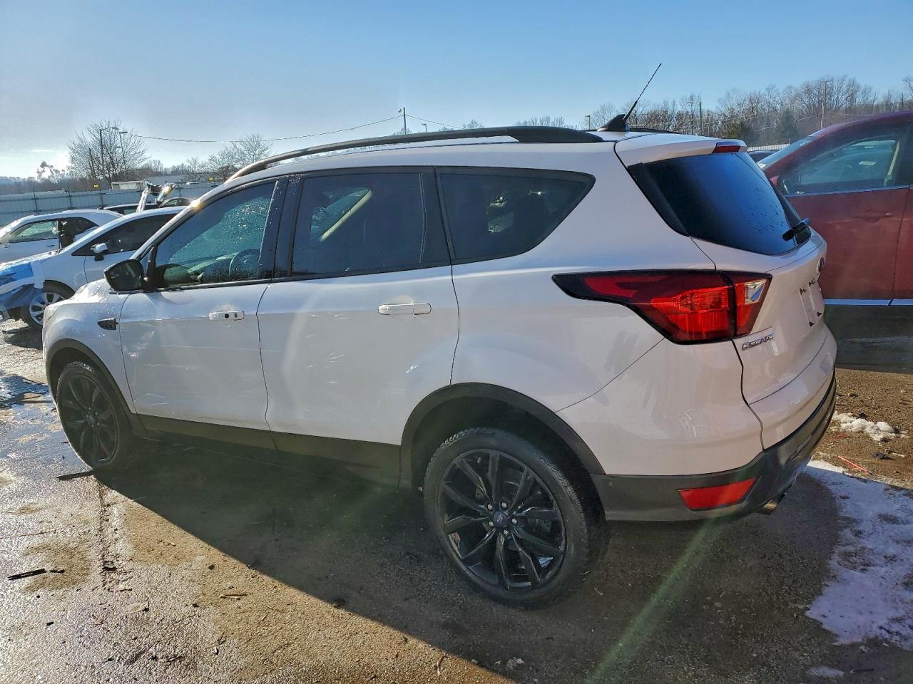 2019 FORD ESCAPE SE photo 2