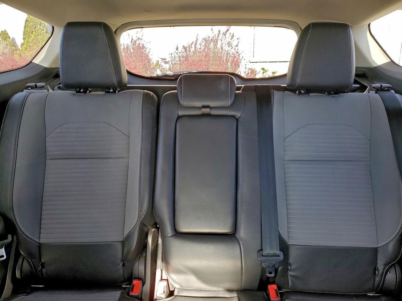 2019 FORD ESCAPE SE photo 10