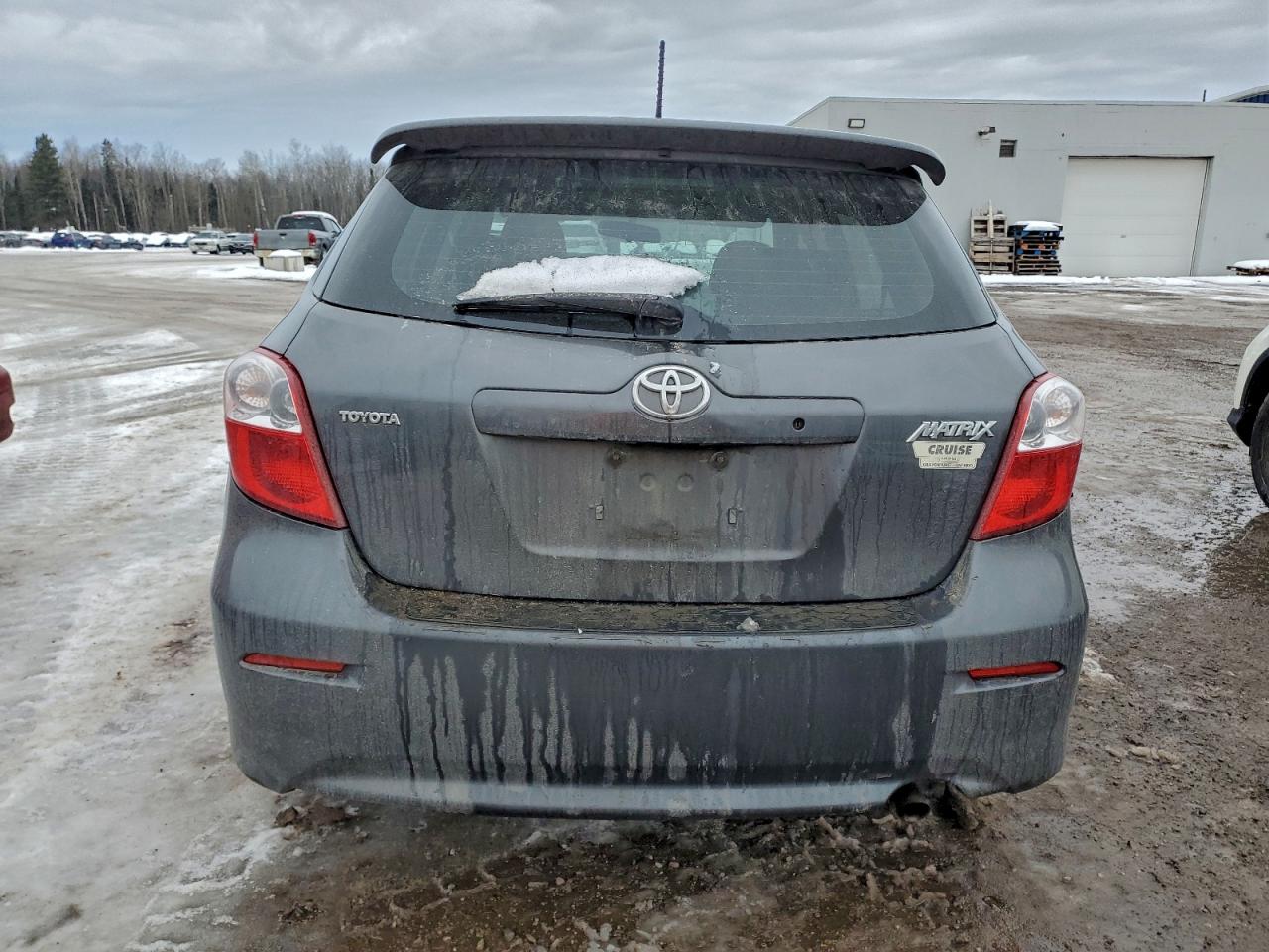 2010 TOYOTA COROLLA MATRIX photo 11