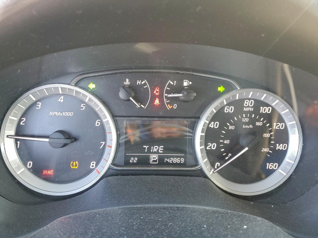 2014 NISSAN SENTRA S photo 9