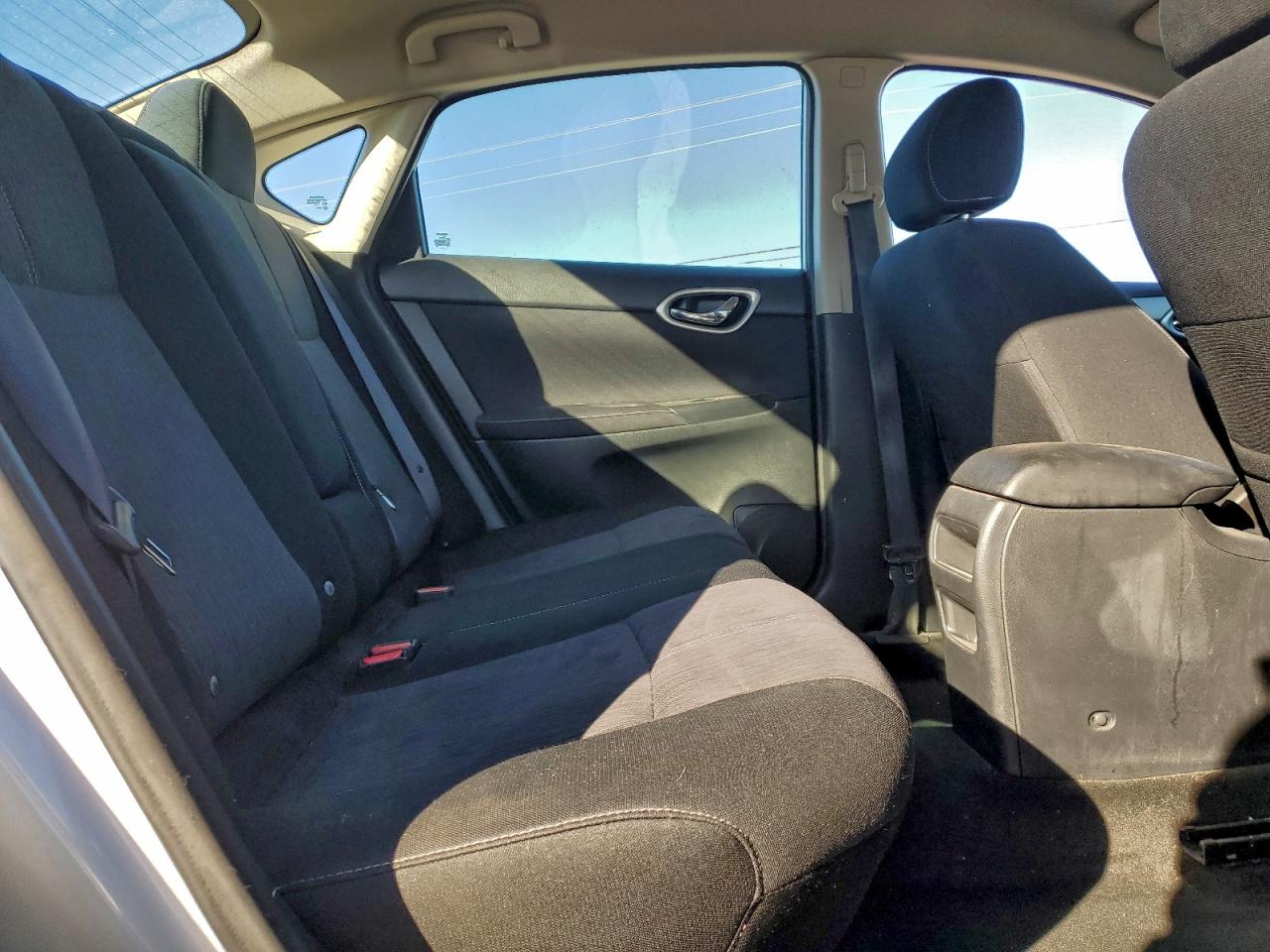 2014 NISSAN SENTRA S photo 10