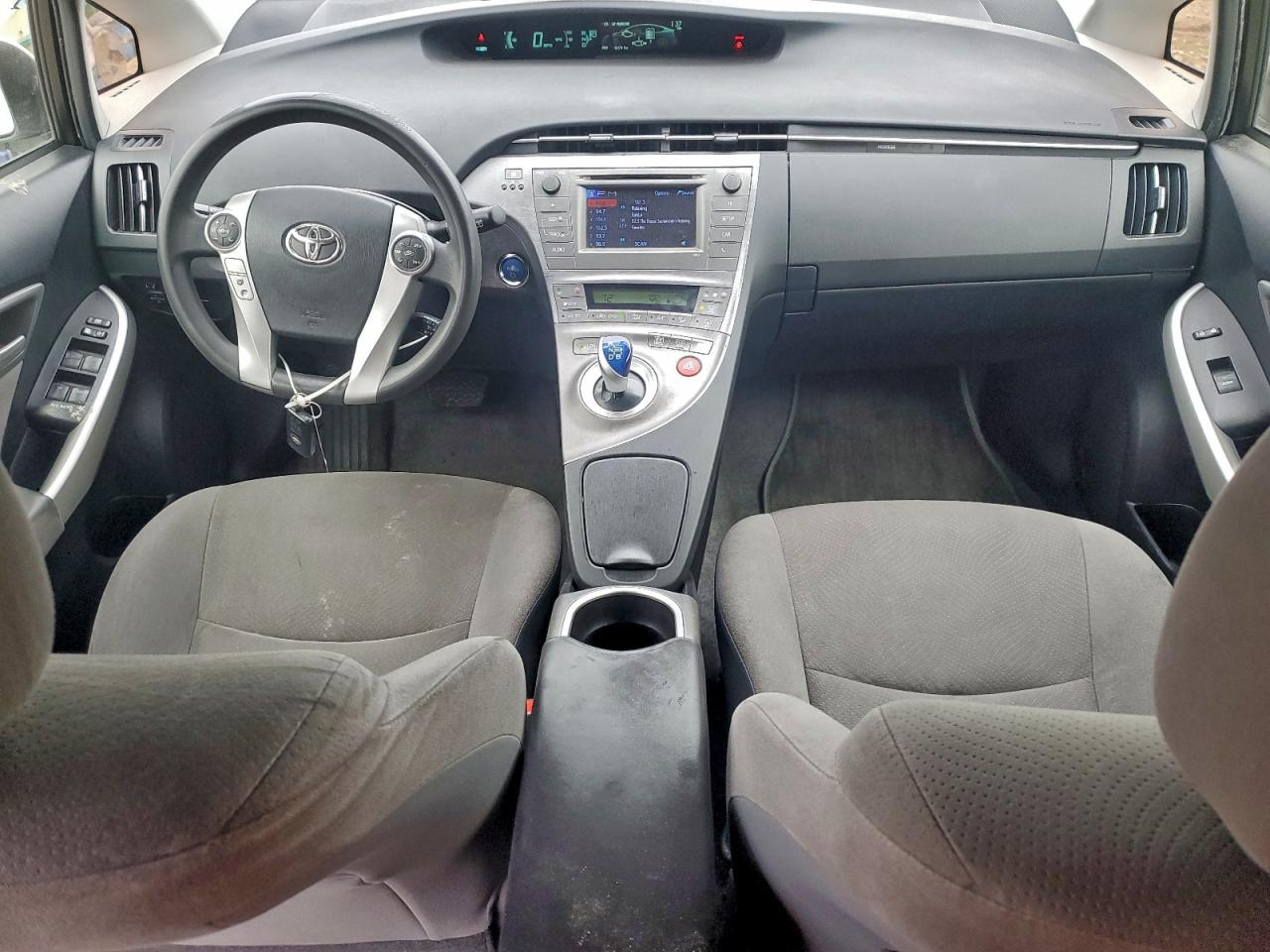 2015 TOYOTA PRIUS photo 15